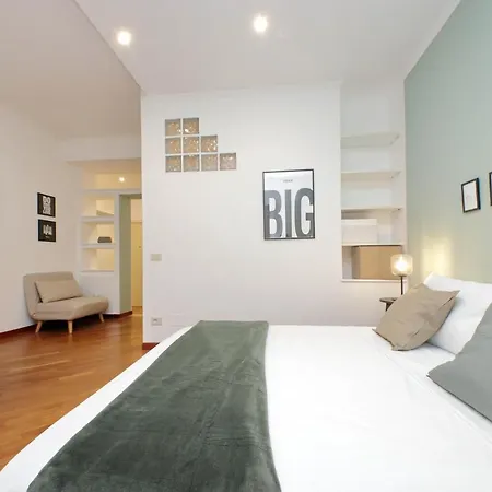 Vatican With Cute Terrace Apartmán